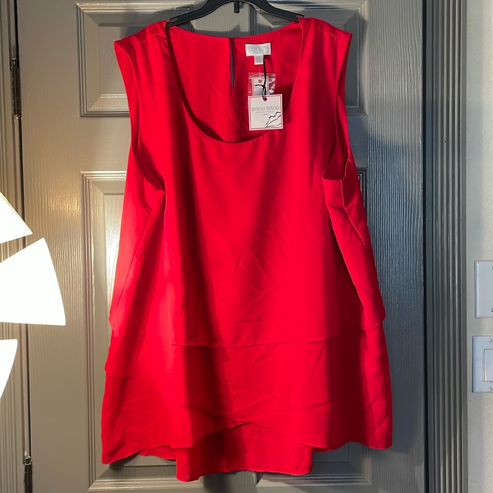 Bisou Bisou Red Sleevless Tiered Shirt Size 3X